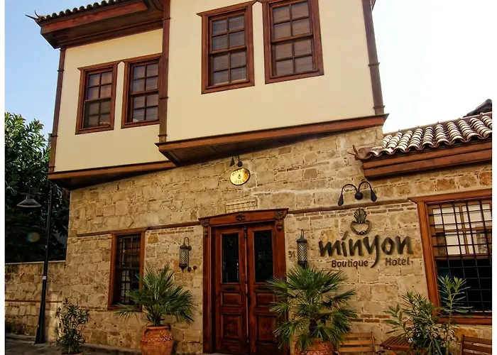 Minyon